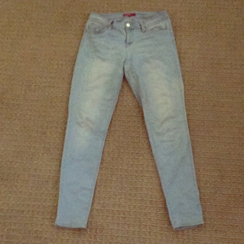 🍑 WannaBettaButt Lightwash Jeans 🍑